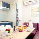 Happy Camp Mobil Homes In Riccione By Interhome 度假居